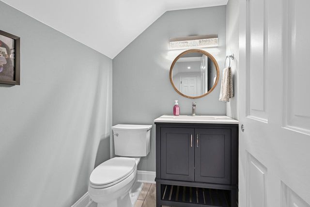 1005 Lone Tree ROAD, Elm Grove, WI 53122