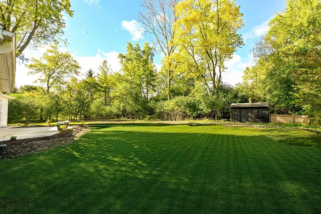 1005 Lone Tree ROAD, Elm Grove, WI 53122