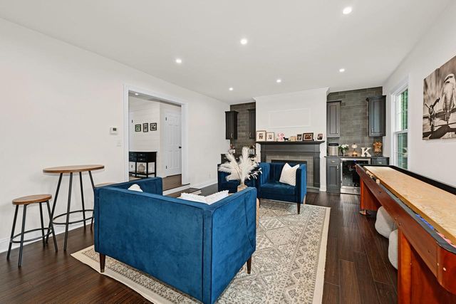 1005 Lone Tree ROAD, Elm Grove, WI 53122