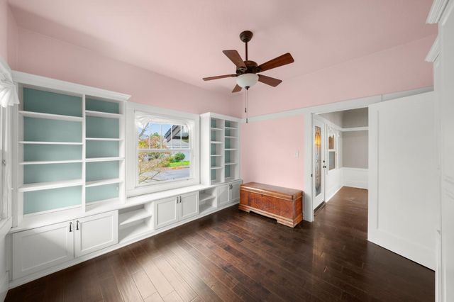 2570 41st St, Sacramento, CA 95817