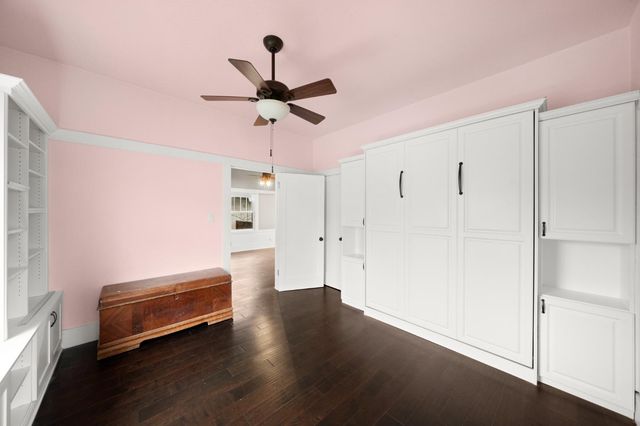 2570 41st St, Sacramento, CA 95817