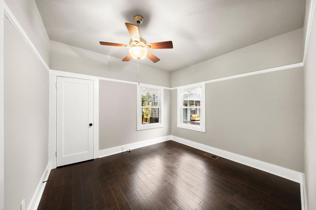 2570 41st St, Sacramento, CA 95817