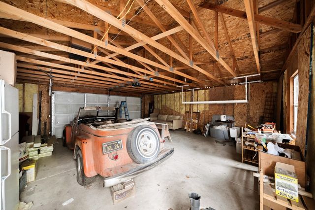 2570 41st St, Sacramento, CA 95817