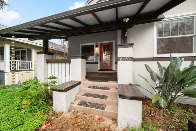 2570 41st St, Sacramento, CA 95817