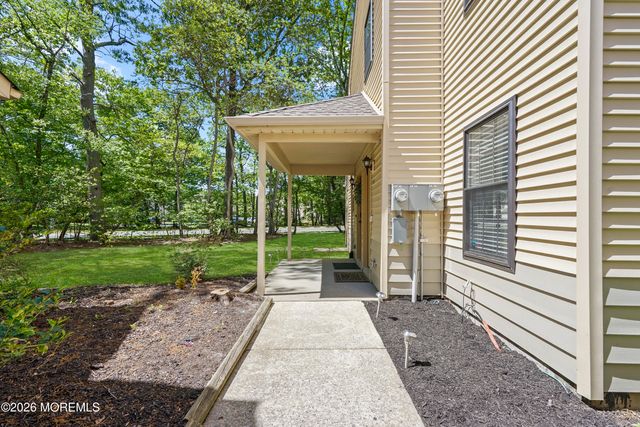 908 Morning Glory Court, Jackson, NJ 08527
