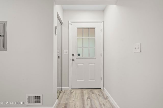 908 Morning Glory Court, Jackson, NJ 08527