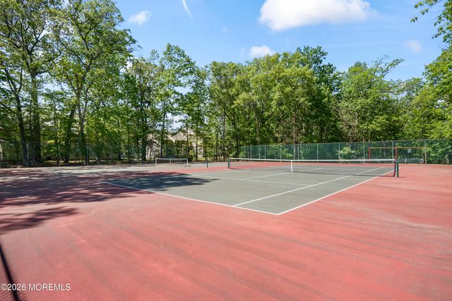 908 Morning Glory Court, Jackson, NJ 08527