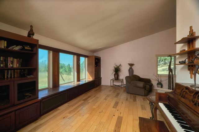 7505 Torrey Pines Terrace, Eagle Point, OR 97524