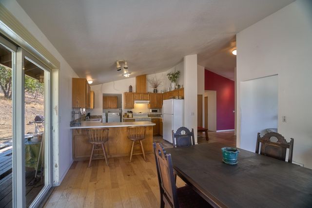 7505 Torrey Pines Terrace, Eagle Point, OR 97524