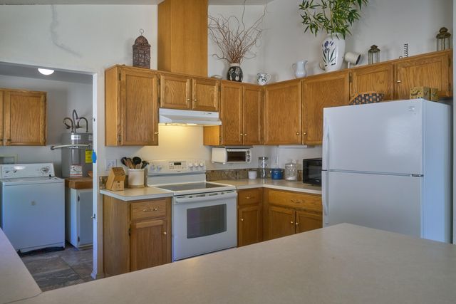 7505 Torrey Pines Terrace, Eagle Point, OR 97524