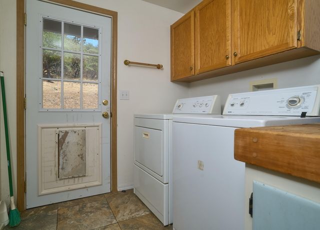 7505 Torrey Pines Terrace, Eagle Point, OR 97524