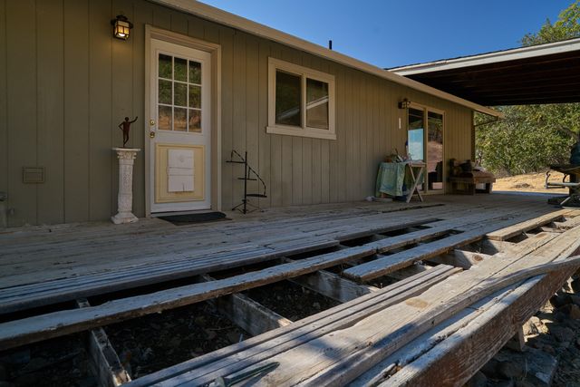 7505 Torrey Pines Terrace, Eagle Point, OR 97524