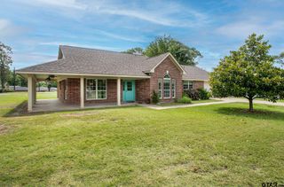 21750 Lakewood Ln, Chandler, TX 75758