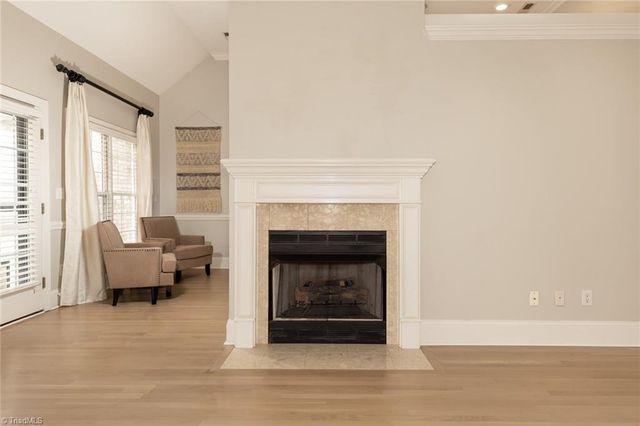 2 Wexford Circle, Thomasville, NC 27360