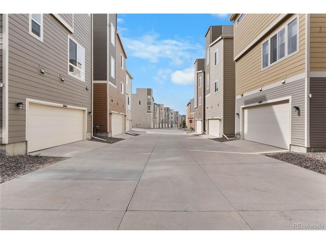3445 Mykonos Dr, Castle Rock, CO 80109