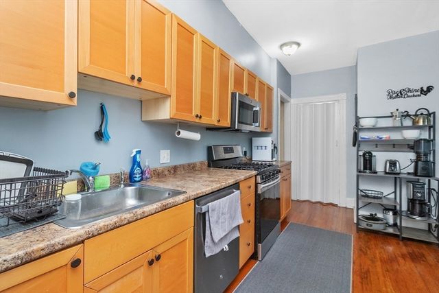 126 Butler Rd, Quincy, MA 02169