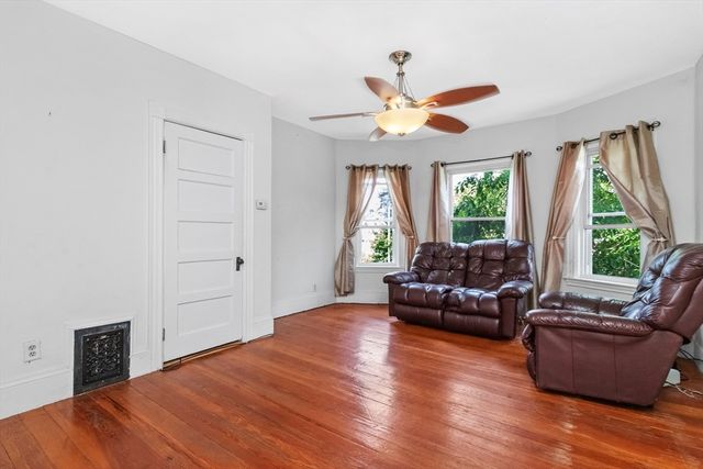 126 Butler Rd, Quincy, MA 02169