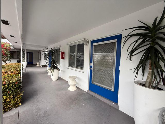 1210 S M Street 7, Lake Worth Beach, FL 33460