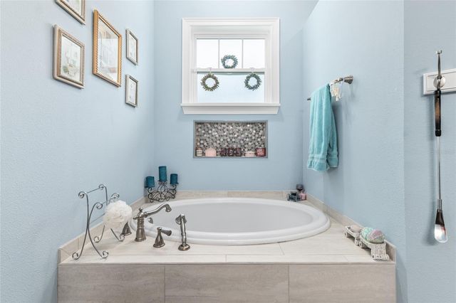 206 SE 15TH AVENUE, Ocala, FL 34471