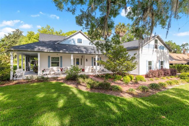 206 SE 15TH AVENUE, Ocala, FL 34471