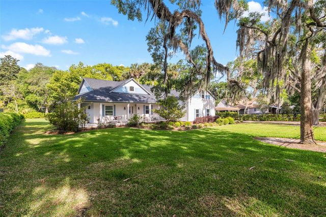 206 SE 15TH AVENUE, Ocala, FL 34471