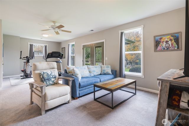 1341 Salt Point Place E, Port Orchard, WA 98366