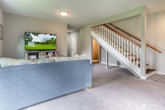 1341 Salt Point Place E, Port Orchard, WA 98366