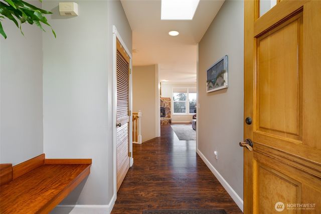 1341 Salt Point Place E, Port Orchard, WA 98366