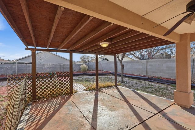 5724 Aida Road NW, Albuquerque, NM 87114