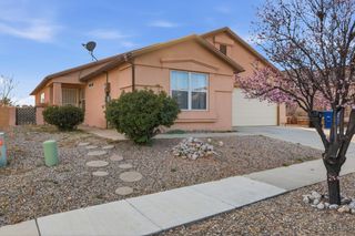 5724 Aida Road NW, Albuquerque, NM 87114