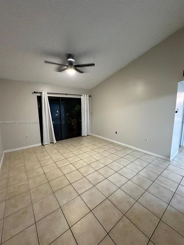 7160 NW 179th St 309, Hialeah, FL 33015