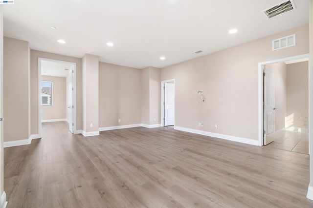 967 Dainty Ave., Brentwood, CA 94513