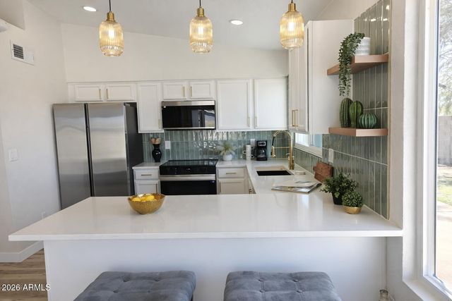 1416 N ROWEN Circle, Mesa, AZ 85207