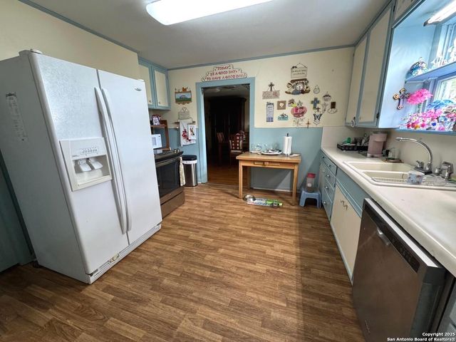 603 Leland, Kerrville, TX 78028