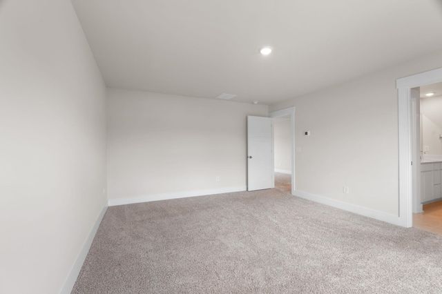 338 Pewter Circle, Simpsonville, SC 29680