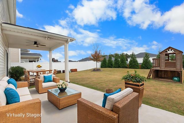 338 Pewter Circle, Simpsonville, SC 29680