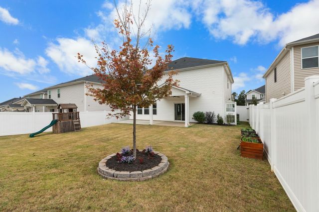 338 Pewter Circle, Simpsonville, SC 29680