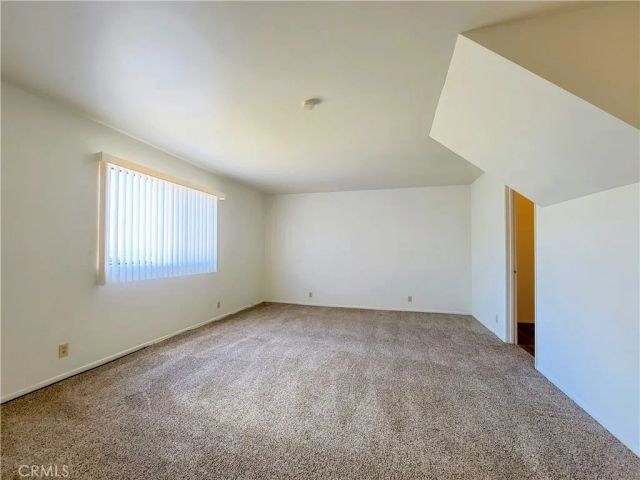 2755 E Hill Street, Signal Hill, CA 90755