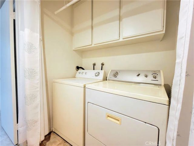 2755 E Hill Street, Signal Hill, CA 90755