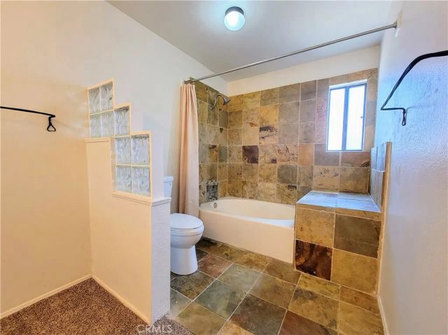 2755 E Hill Street, Signal Hill, CA 90755