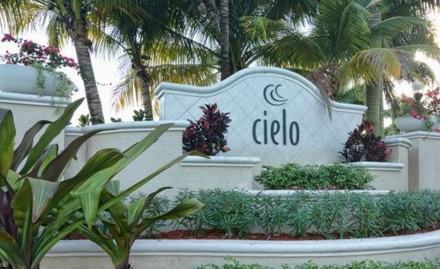 5021 VINE CLIFF Way W, Palm Beach Gardens, FL 33418