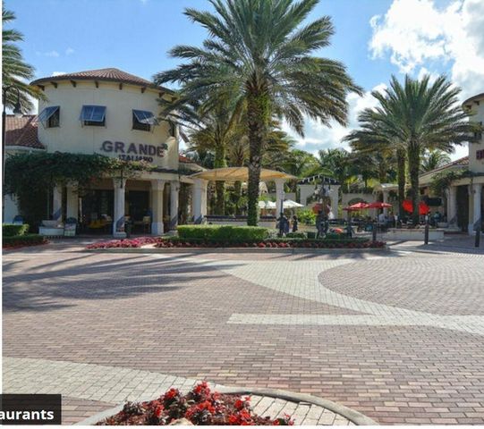 5021 VINE CLIFF Way W, Palm Beach Gardens, FL 33418