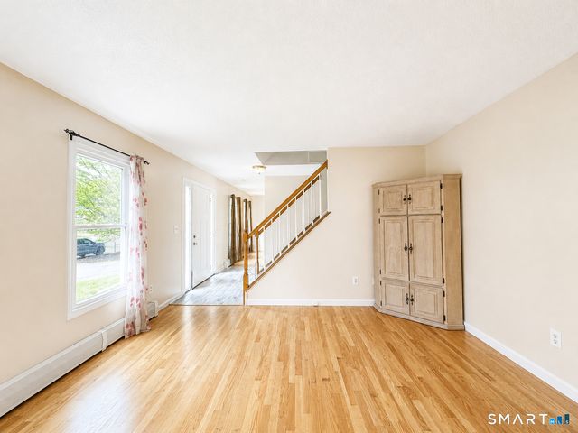 52 Grieb Trail, Wallingford, CT 06492