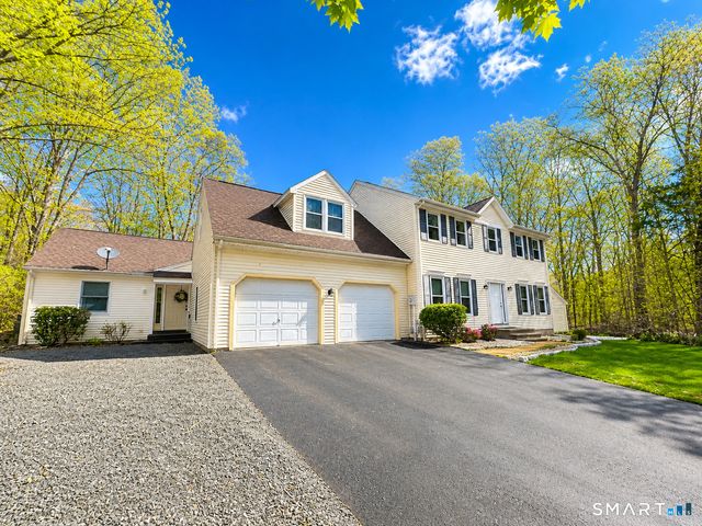52 Grieb Trail, Wallingford, CT 06492