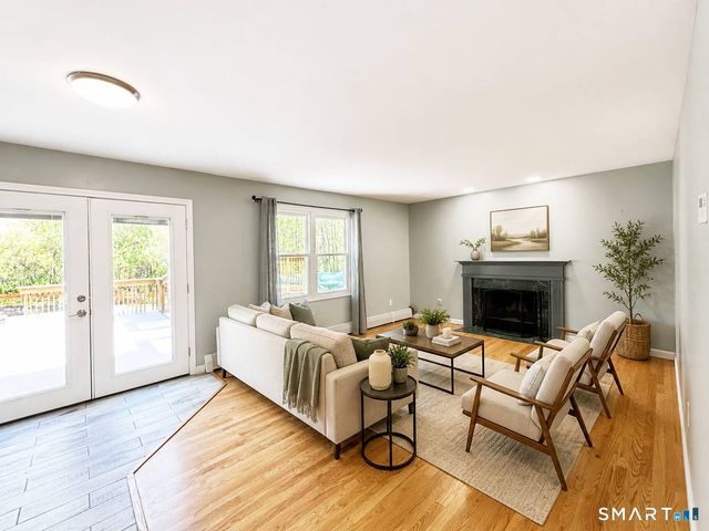 52 Grieb Trail, Wallingford, CT 06492