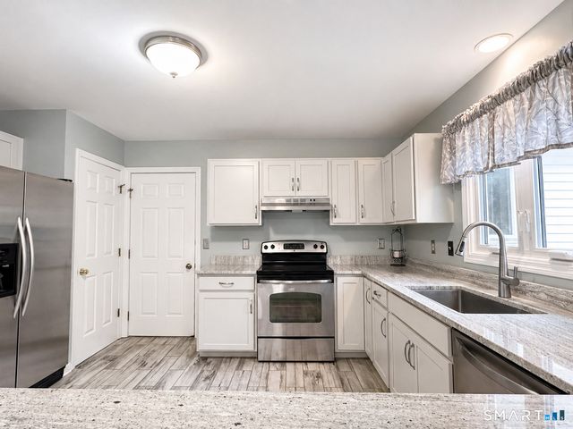 52 Grieb Trail, Wallingford, CT 06492