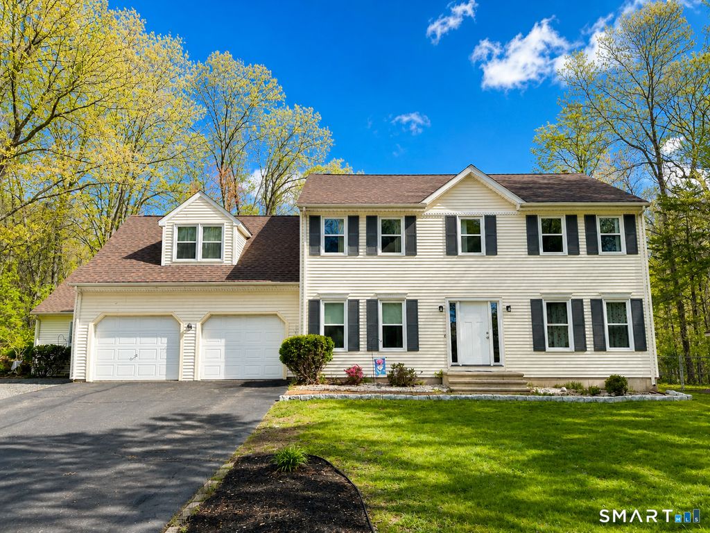52 Grieb Trail, Wallingford, CT 06492