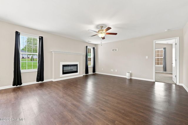 126 St James Way, Sanford, NC 27332