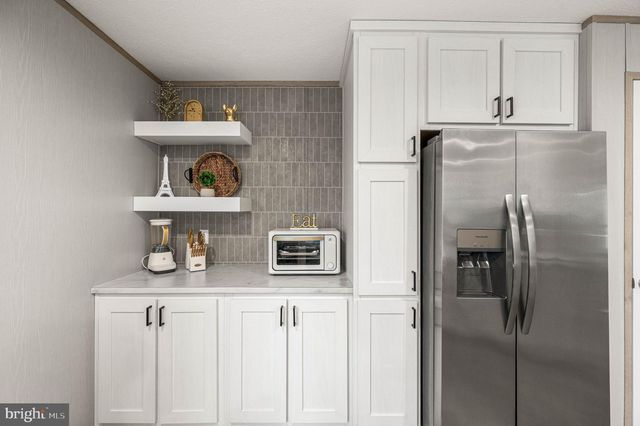 1017 SUNHIGH DR, West Chester, PA 19380