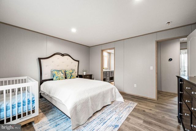 1017 SUNHIGH DR, West Chester, PA 19380